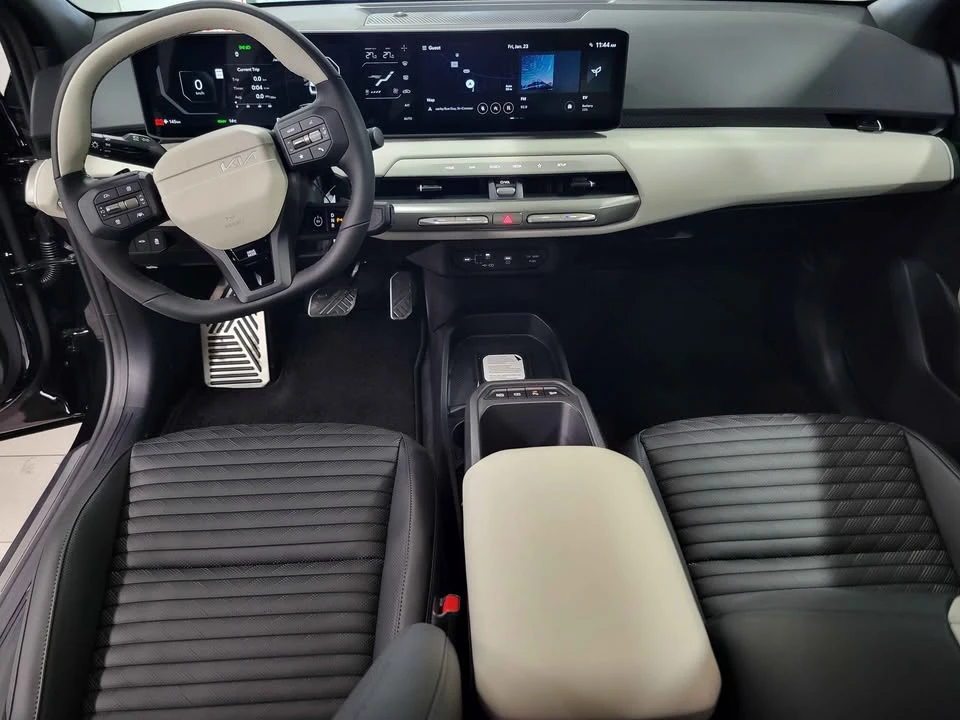 2026 Kia EV4 - Image 13 of 19