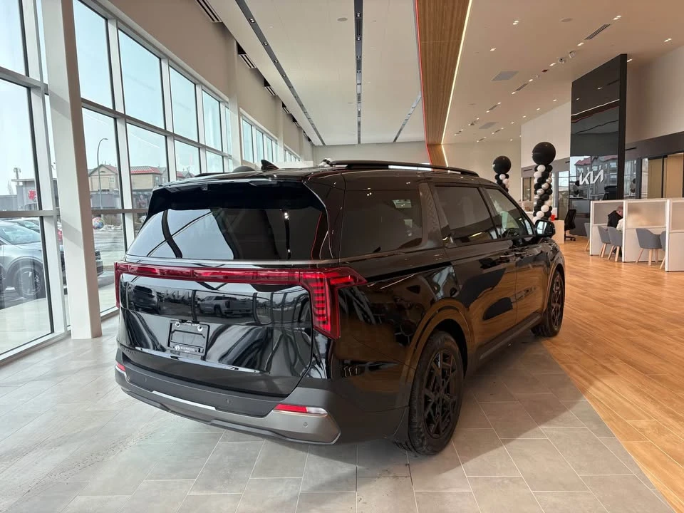 2026 Kia Carnival - Image 2 of 19