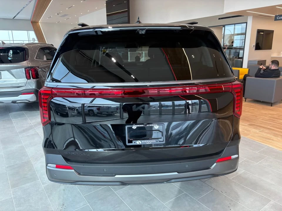 2026 Kia Carnival - Image 7 of 19