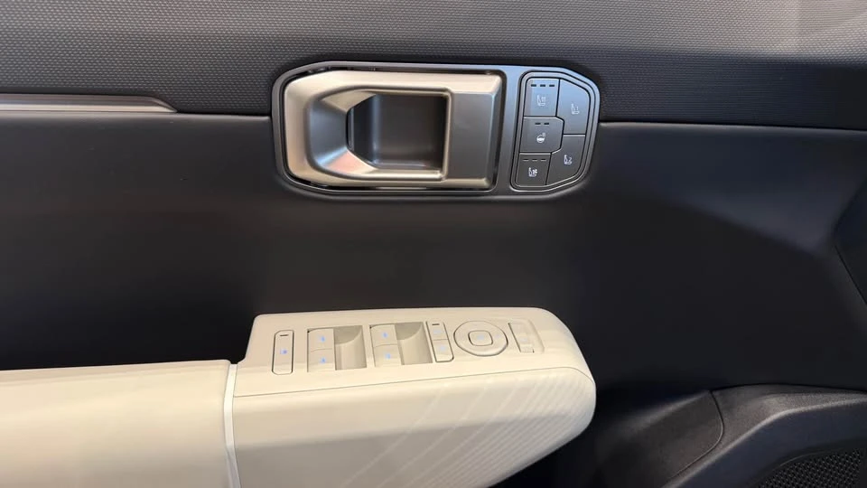 2026 Kia EV4 - Image 3 of 8
