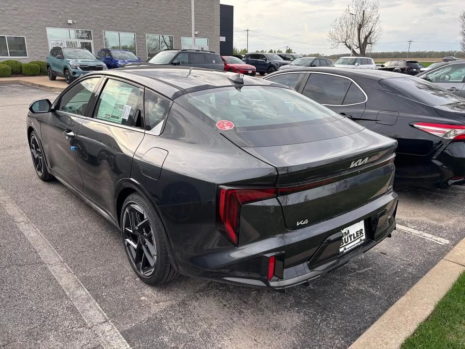 2026 Kia K4 - Image 8 of 9