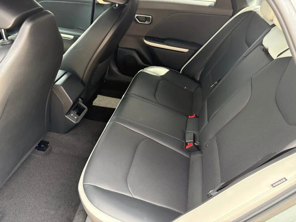 2026 Kia K4 - Image 6 of 9