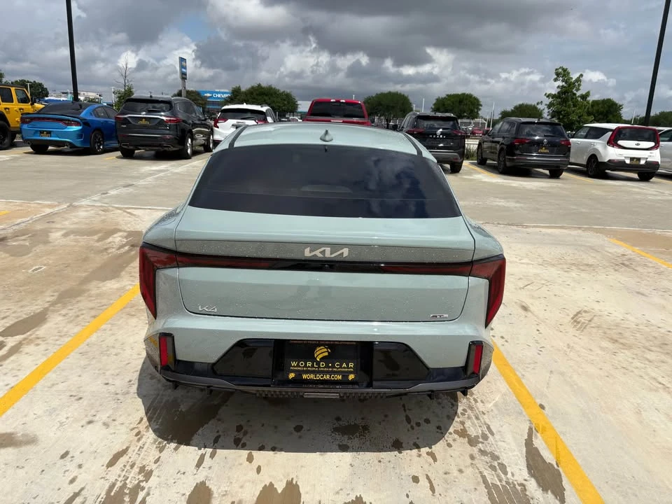 2026 Kia K4 - Image 3 of 9