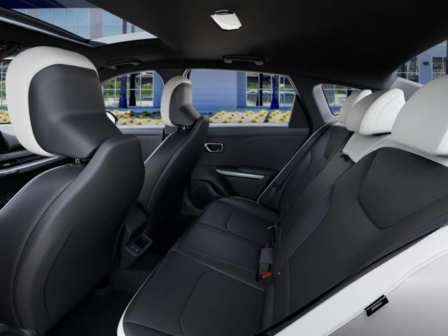 2026 Kia K4 - Image 18 of 20