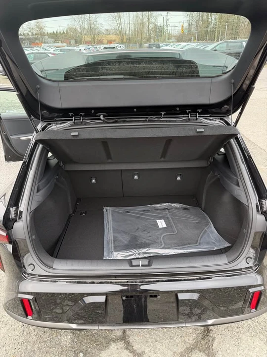2026 Kia K4 - Image 12 of 19