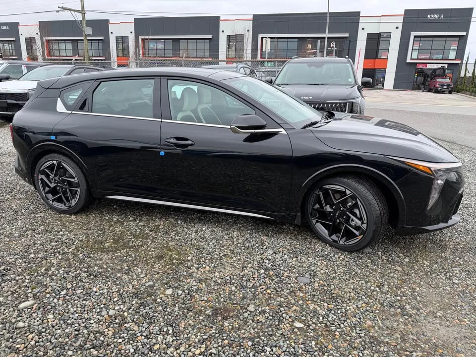 2026 Kia K4 - Image 4 of 19