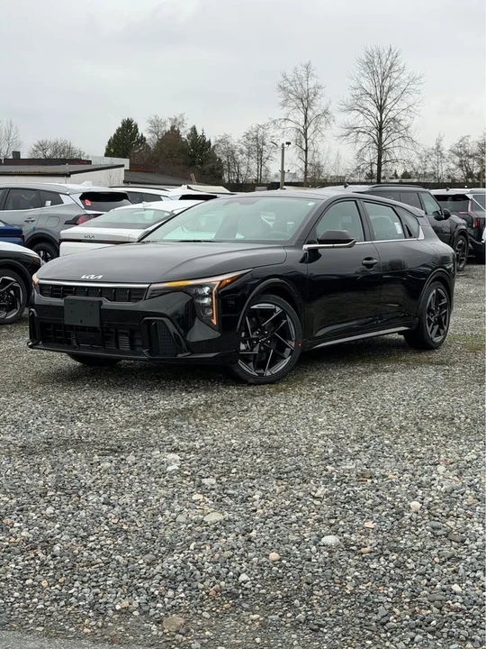 2026 Kia K4 - Image 2 of 19