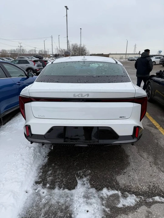2026 Kia K4 - Image 3 of 6
