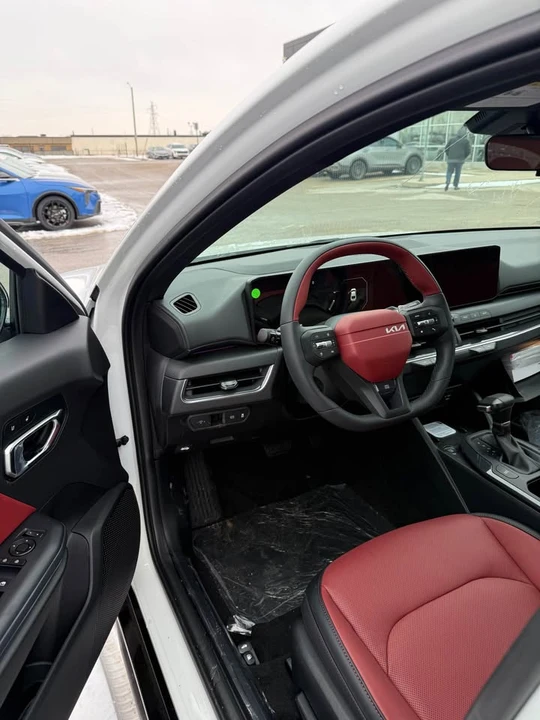 2026 Kia K4 - Image 5 of 6