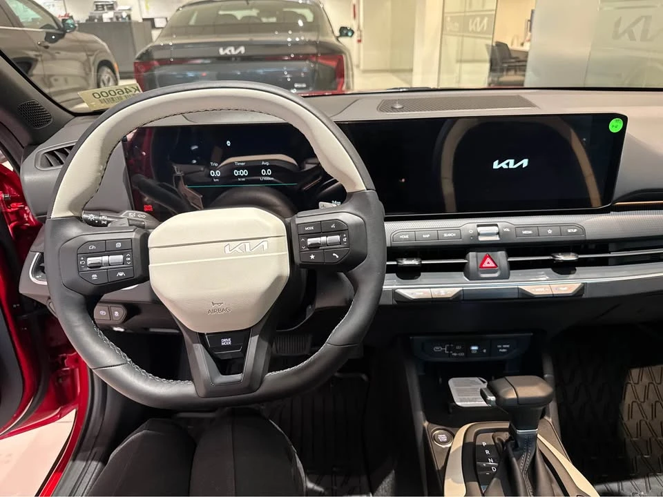 2026 Kia K4 - Image 9 of 17