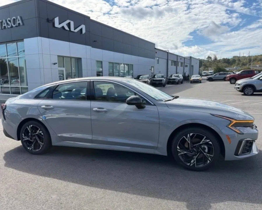 2026 Kia Optima/K5 - Image 2 of 15