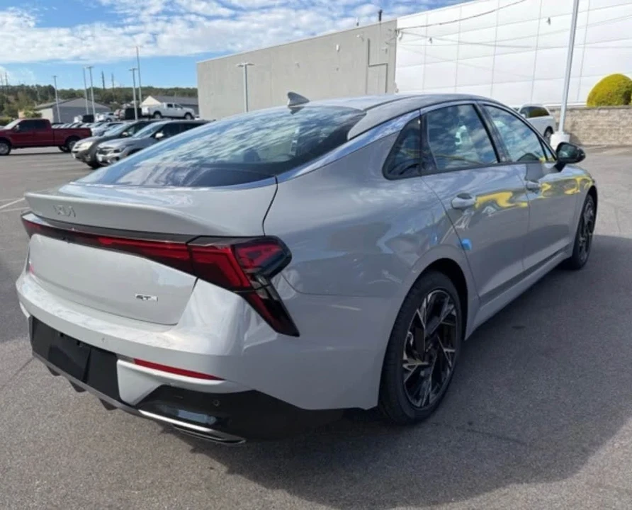 2026 Kia Optima/K5 - Image 3 of 15