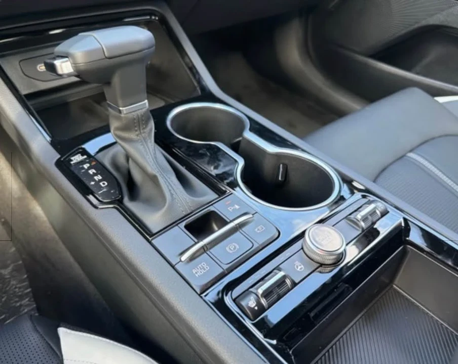 2026 Kia Optima/K5 - Image 12 of 15