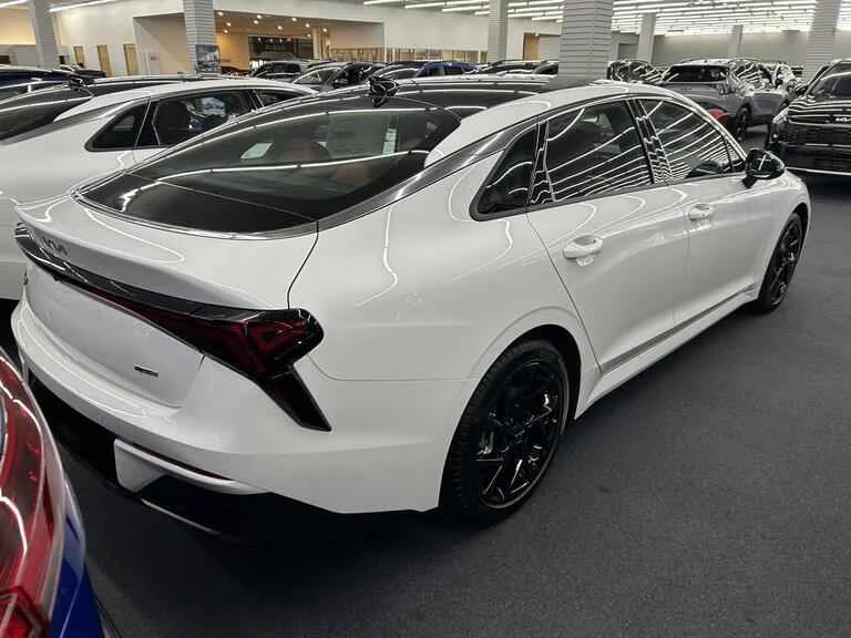 2026 Kia Optima/K5 - Image 4 of 16