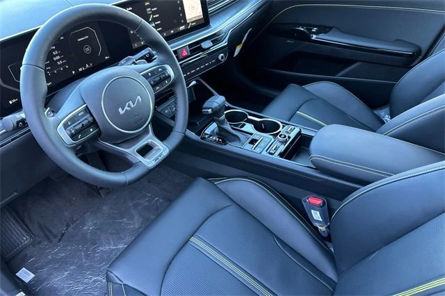 2026 Kia Optima/K5 - Image 8 of 17