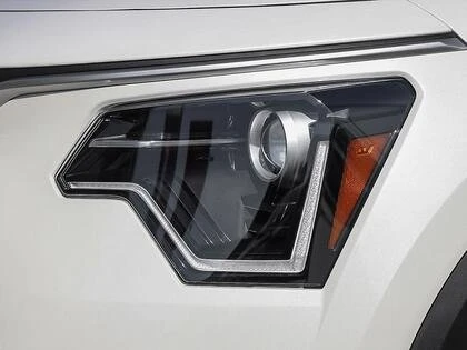 2026 Kia Niro - Image 9 of 20