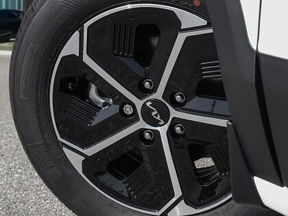 2026 Kia Niro - Image 7 of 20