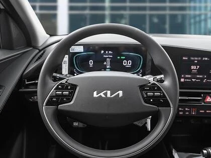 2026 Kia Niro - Image 12 of 20