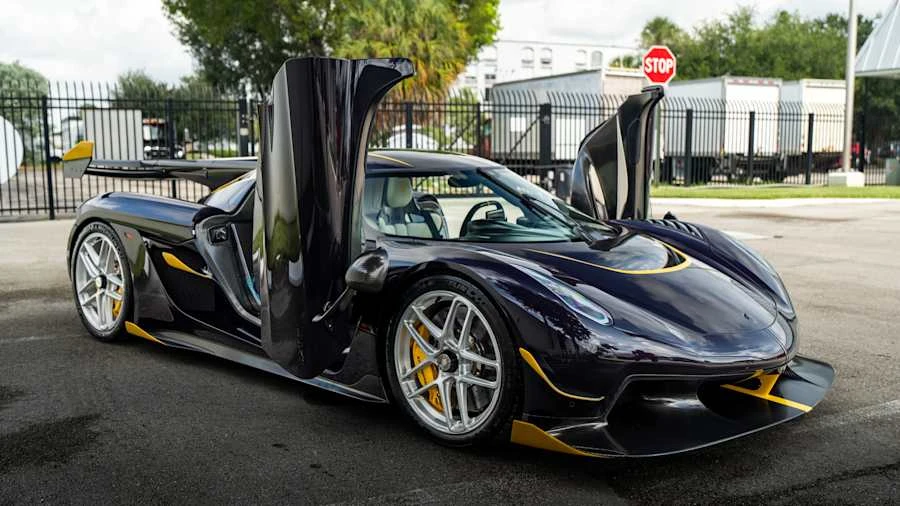 2026 Koenigsegg Jesko - Image 9 of 31