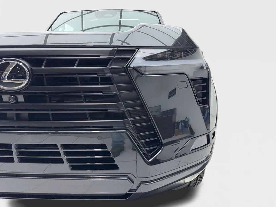 2026 Lexus GX 3rd Gen - Image 5 of 21