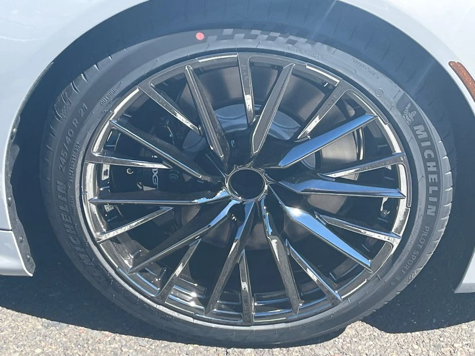 2026 Lexus LC - Image 5 of 10