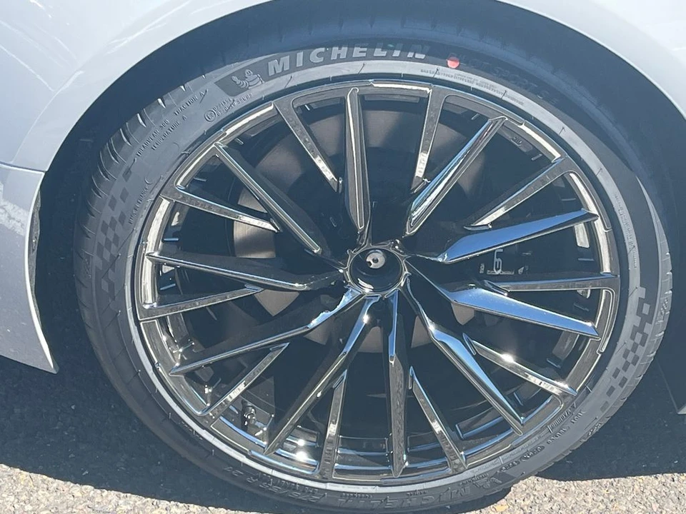 2026 Lexus LC - Image 6 of 10
