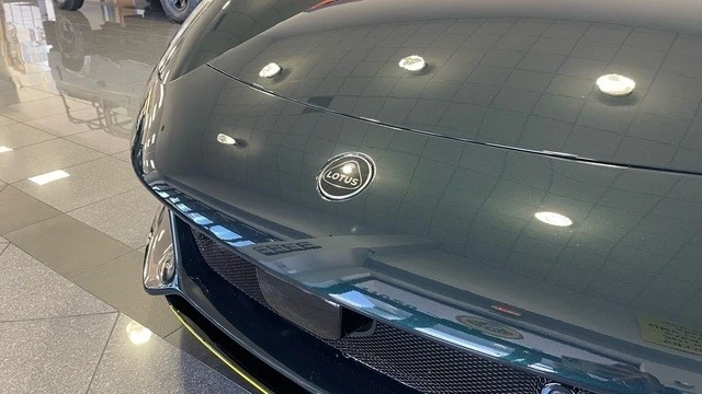 2026 Lotus Emira - Image 11 of 21