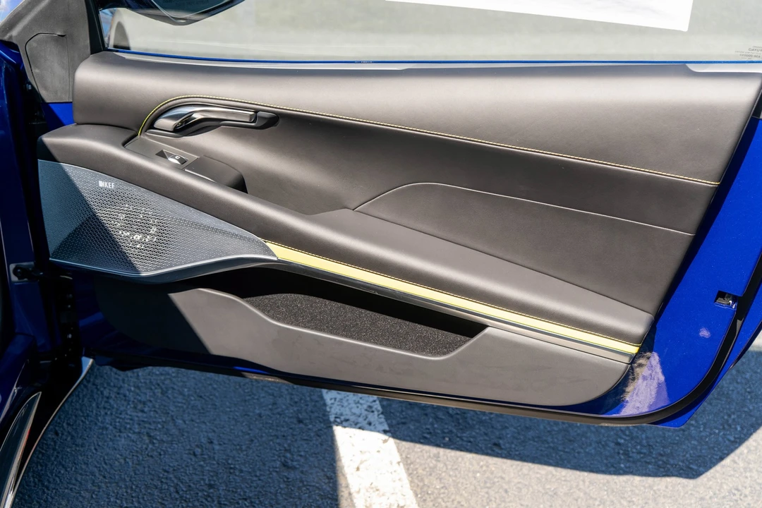 2026 Lotus Emira - Image 23 of 31