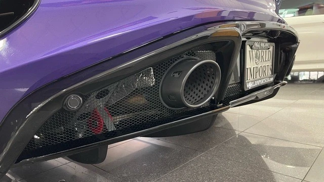 2026 Lotus Emira - Image 13 of 21