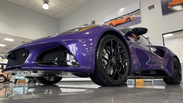 2026 Lotus Emira - Image 10 of 31
