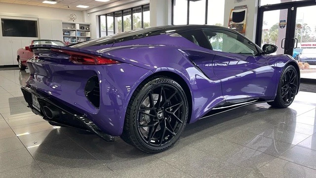 2026 Lotus Emira - Image 4 of 31