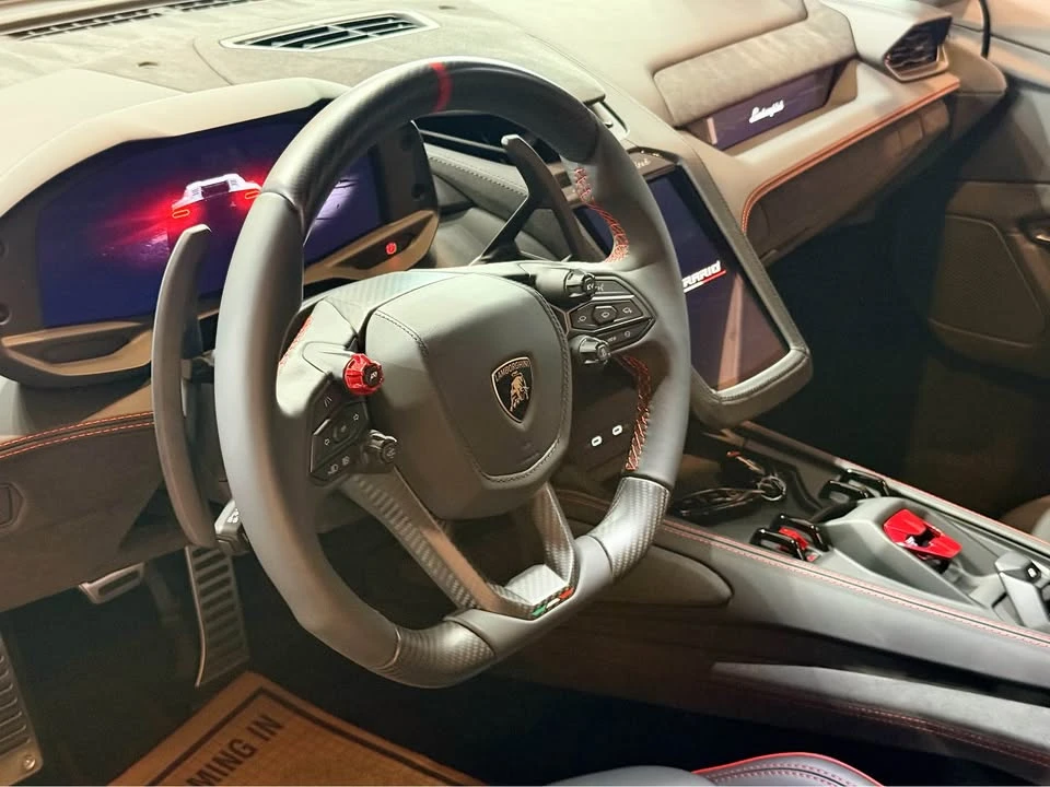 2026 Lamborghini Huracan - Image 10 of 20