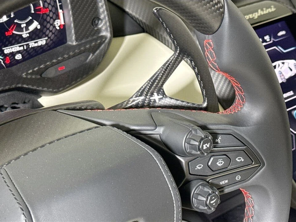 2026 Lamborghini Revuelto - Image 23 of 30