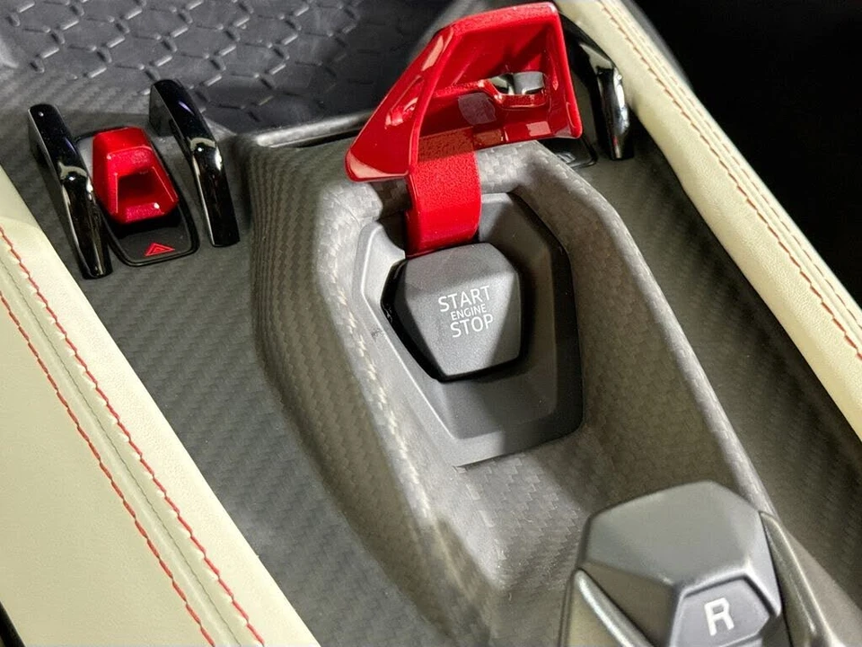 2026 Lamborghini Revuelto - Image 24 of 30