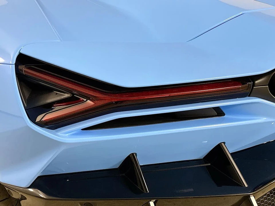 2026 Lamborghini Revuelto - Image 13 of 31