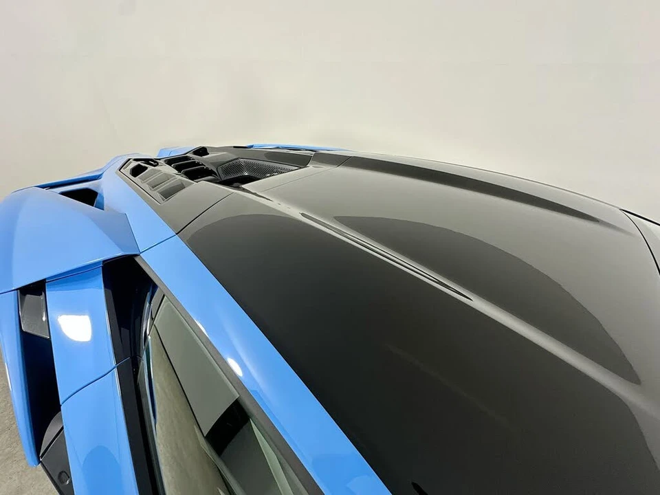 2026 Lamborghini Revuelto - Image 12 of 31