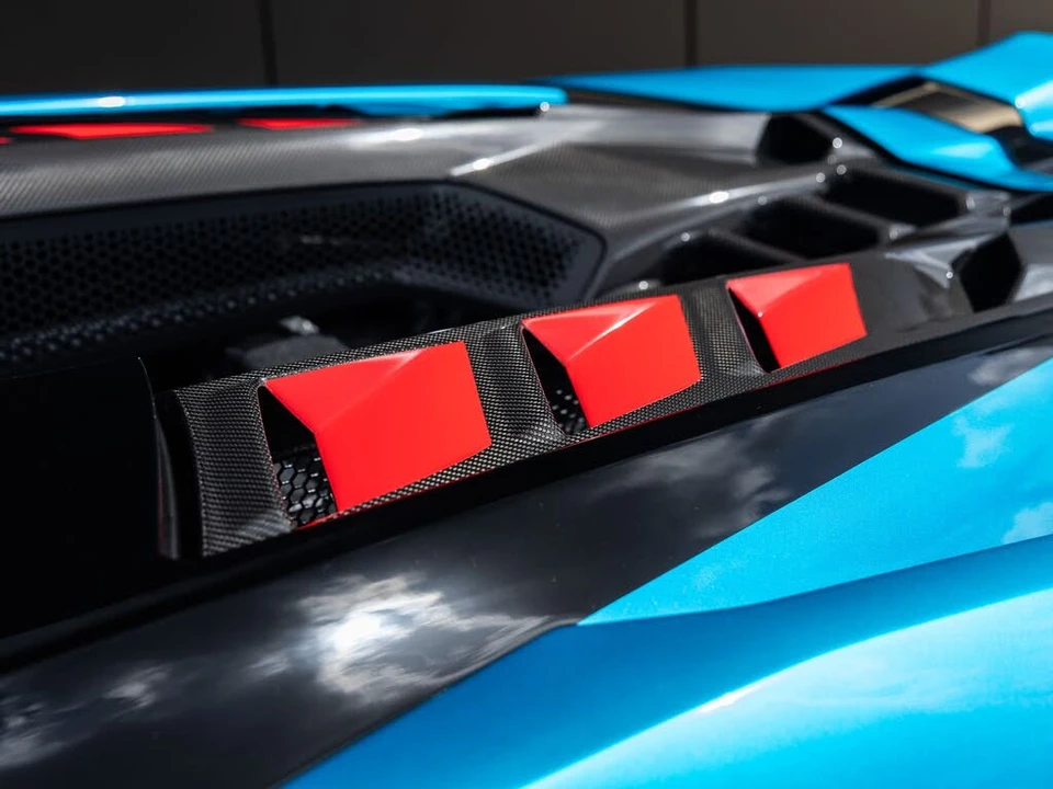 2026 Lamborghini Revuelto - Image 22 of 31