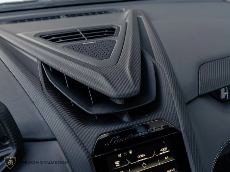 2026 Lamborghini Revuelto - Image 10 of 22
