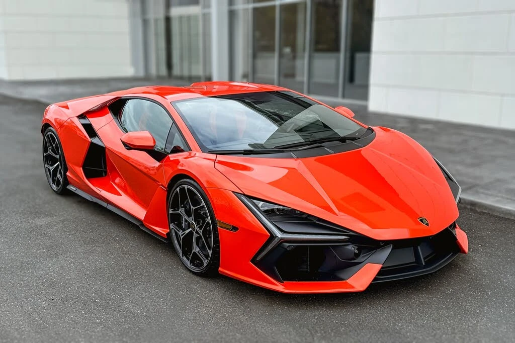 2026 Lamborghini Revuelto - Image 3 of 6