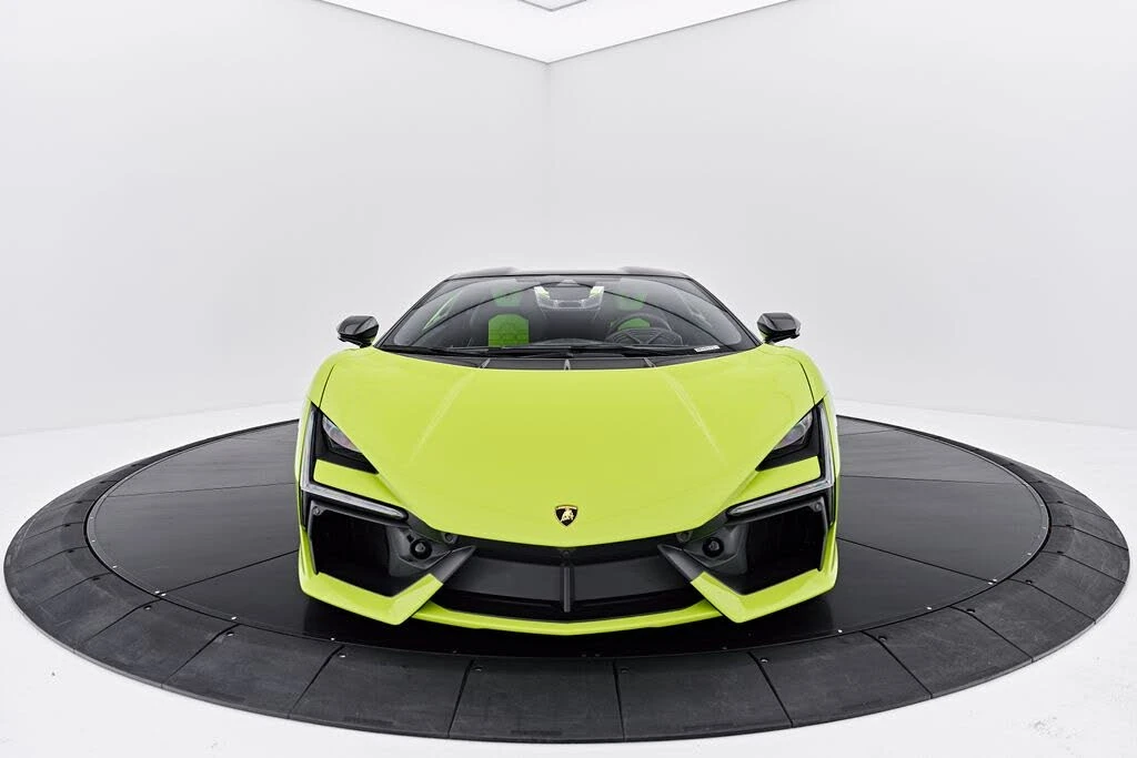 2026 Lamborghini Revuelto - Image 20 of 31