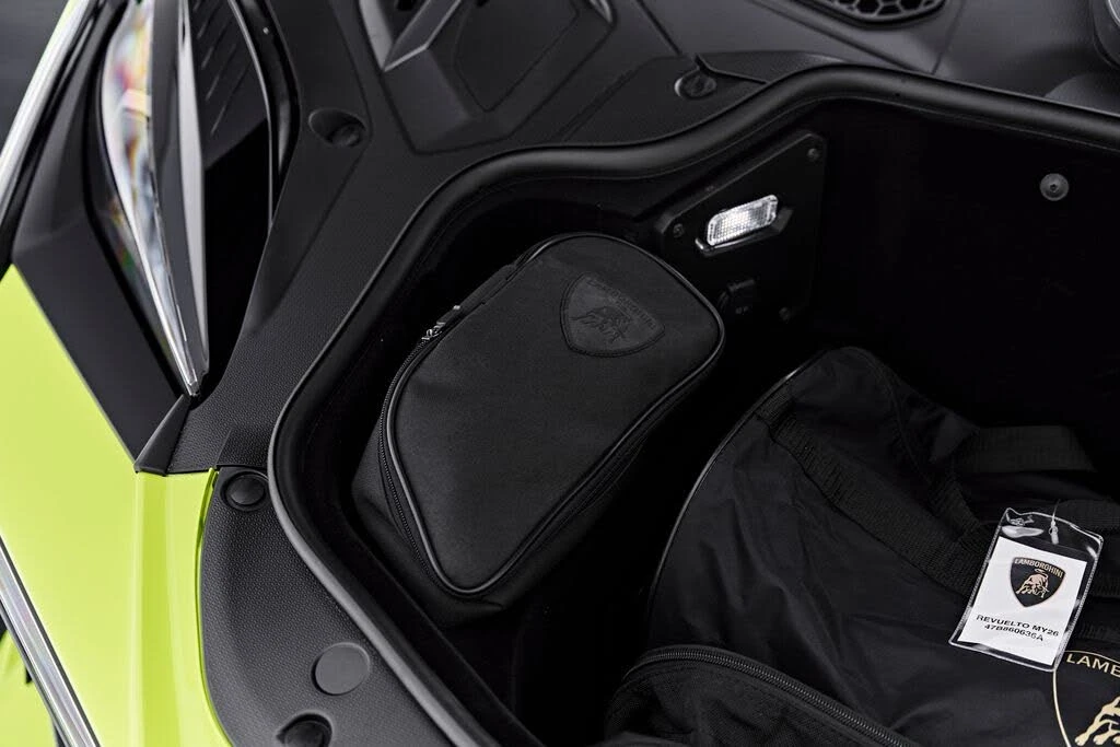2026 Lamborghini Revuelto - Image 31 of 31