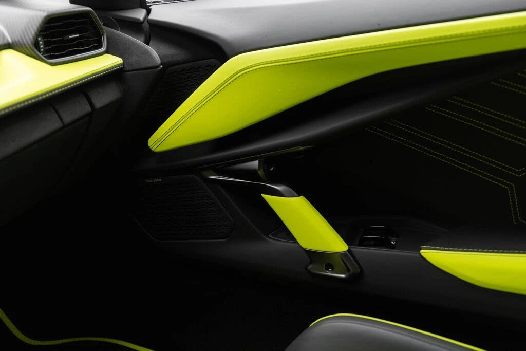 2026 Lamborghini Revuelto - Image 31 of 31