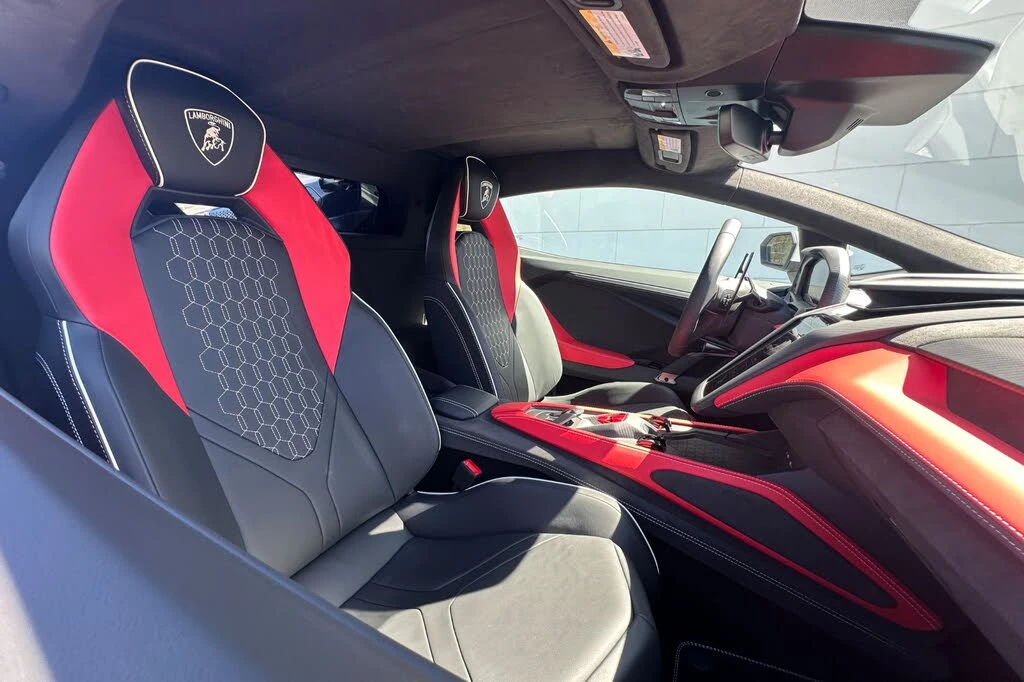 2026 Lamborghini Revuelto - Image 2 of 6