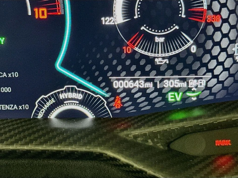 2026 Lamborghini Revuelto - Image 12 of 31