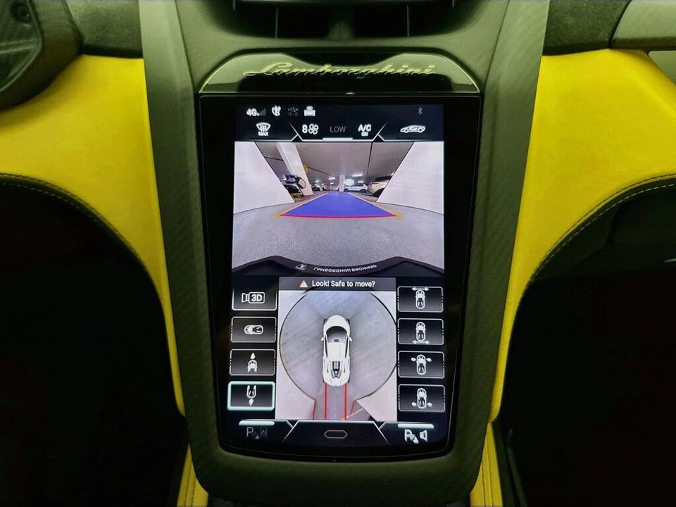 2026 Lamborghini Revuelto - Image 13 of 31