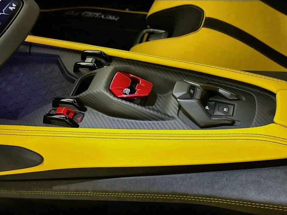 2026 Lamborghini Revuelto - Image 16 of 31