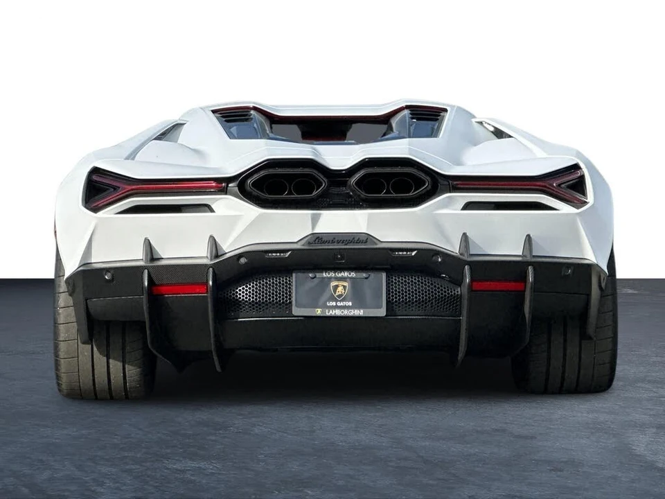 2026 Lamborghini Revuelto - Image 4 of 30