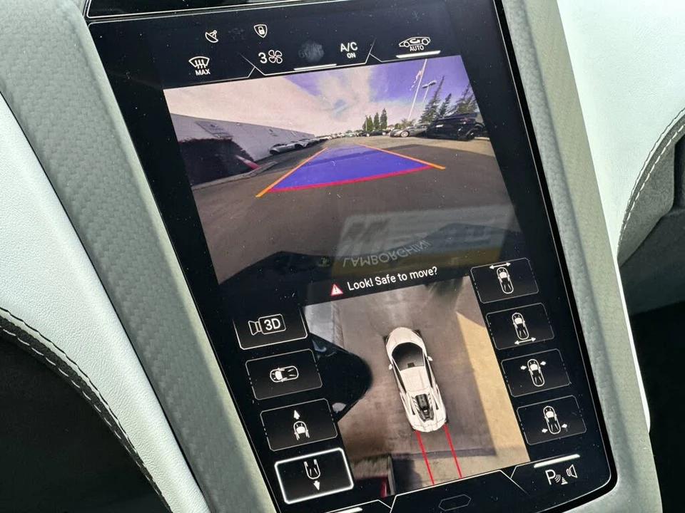 2026 Lamborghini Revuelto - Image 23 of 30