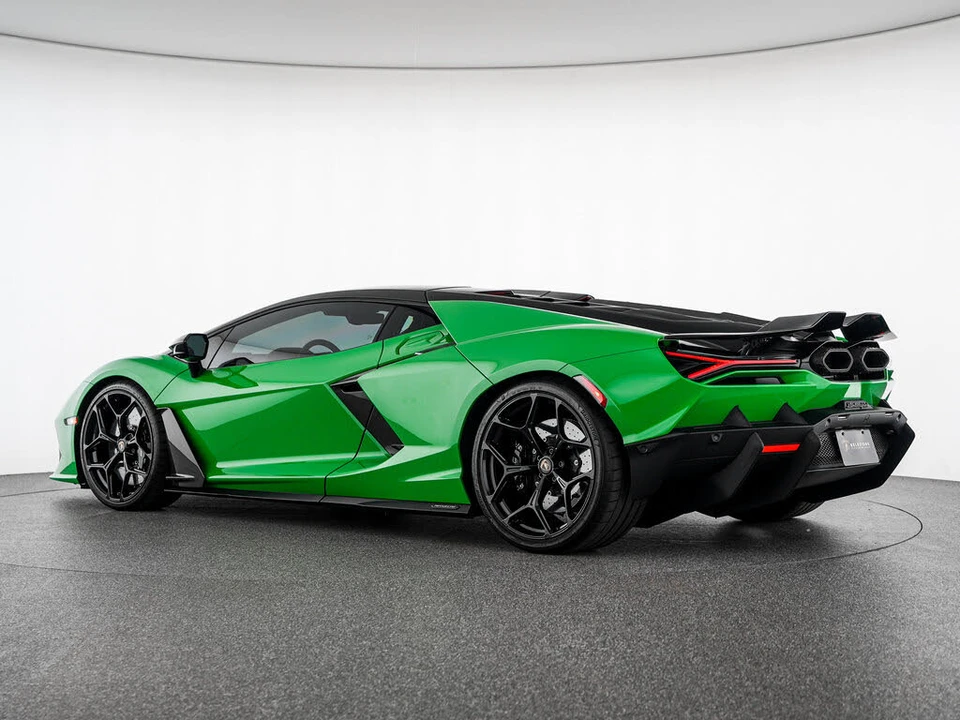 2026 Lamborghini Revuelto - Image 3 of 31