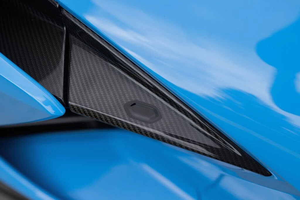 2026 Lamborghini Revuelto - Image 25 of 31